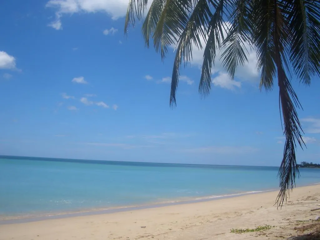 بيت ضيافة Thai Life Guesthouse Khaolak خاو لاك